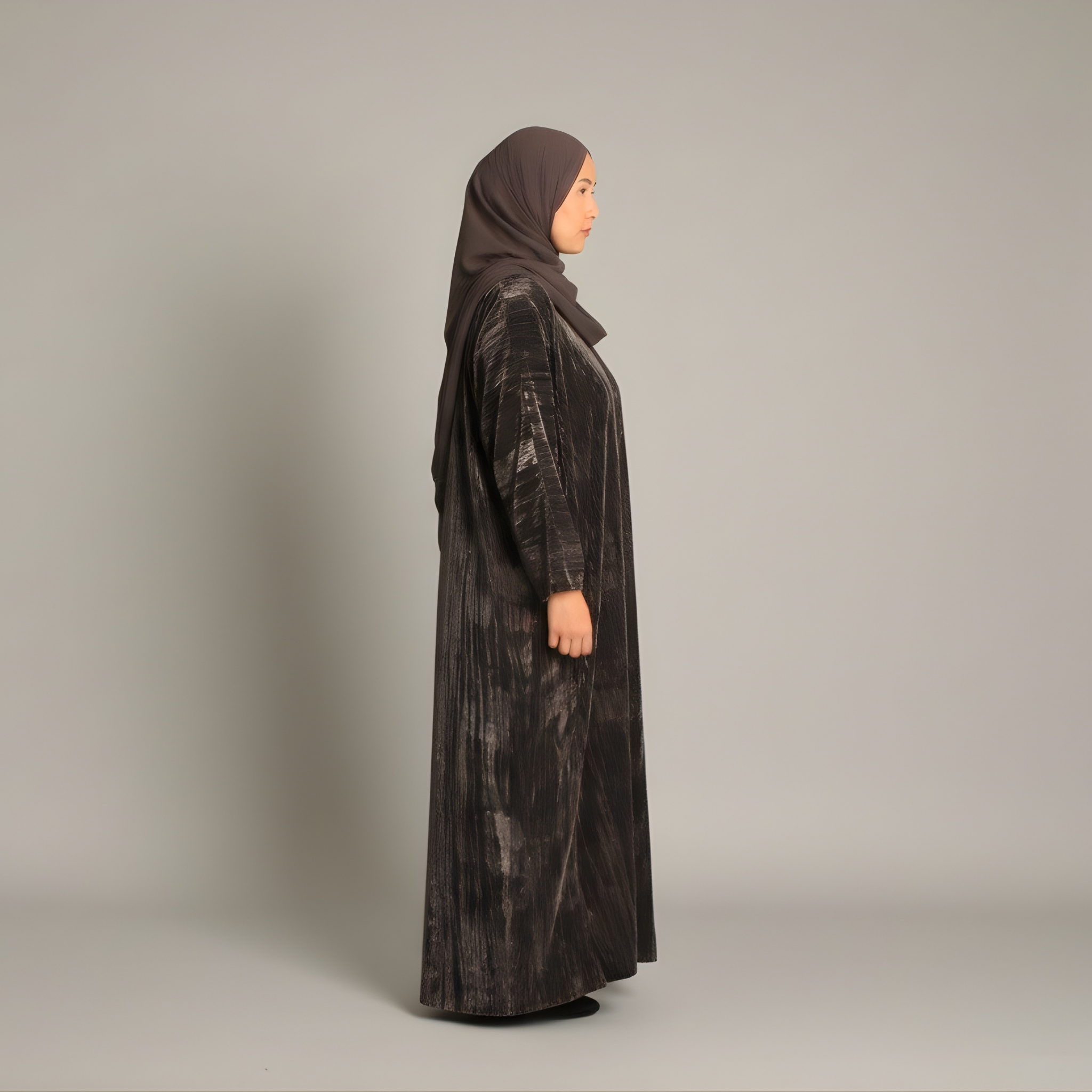 Wardah Velvet  Abaya